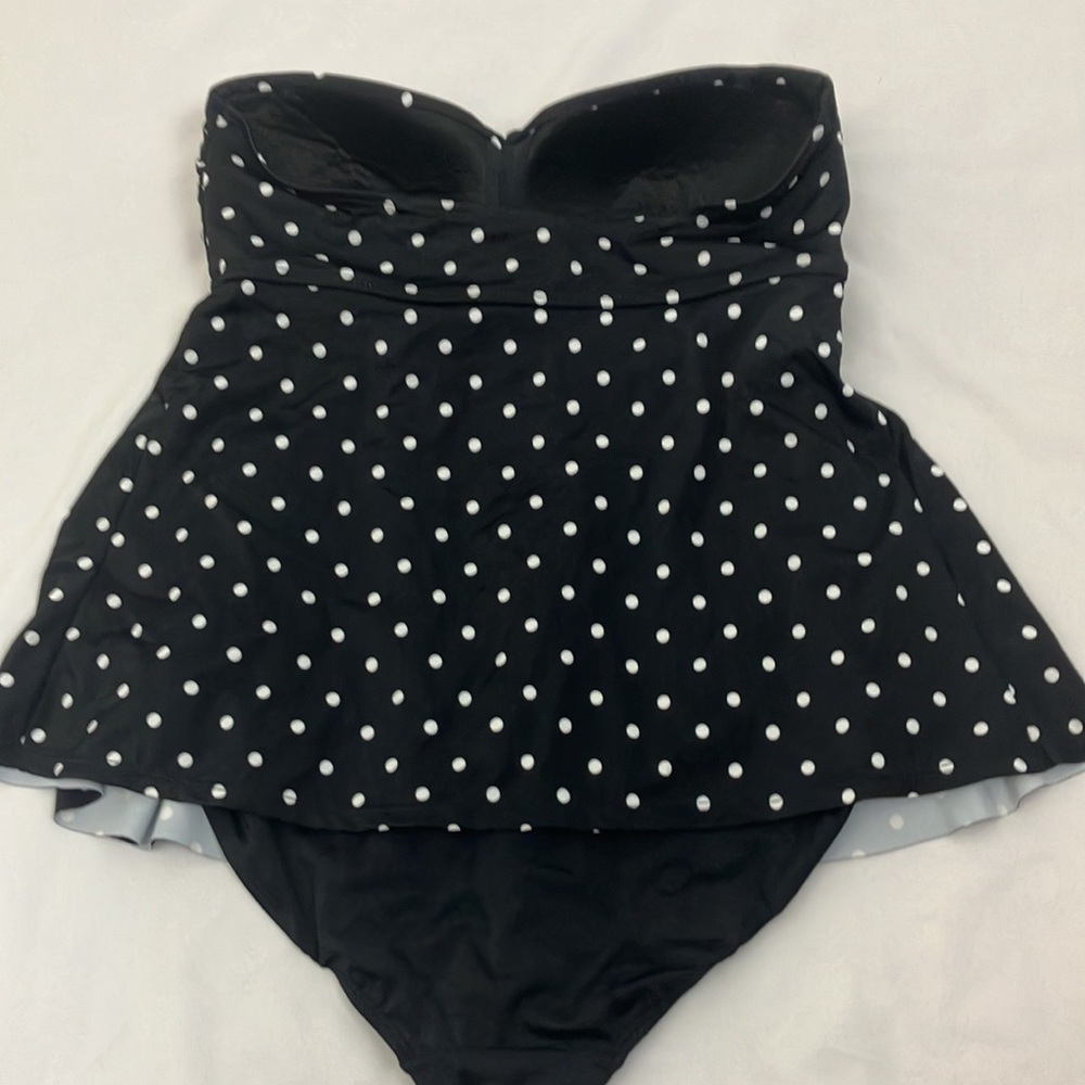 Tropical Escape Black Polka Dot strapless Swimsuit woman’s size 8 - Picture 7 of 10